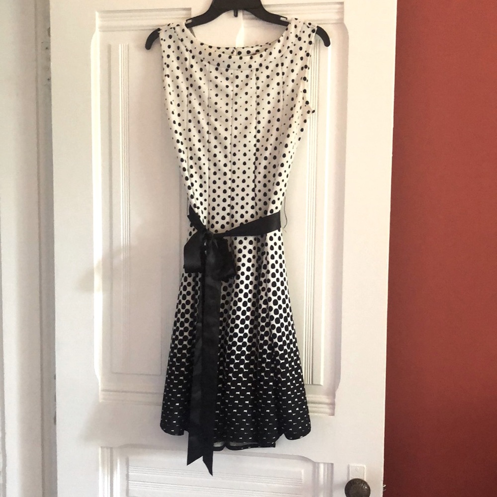 Used Black and White Polka Dot Dress in Petite Medium